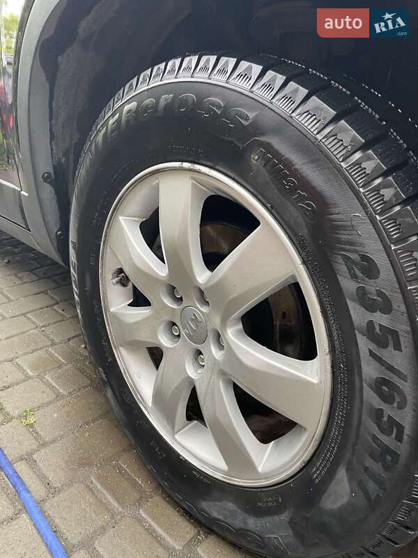 Внедорожник / Кроссовер Kia Sorento 2011 в Шпитьках