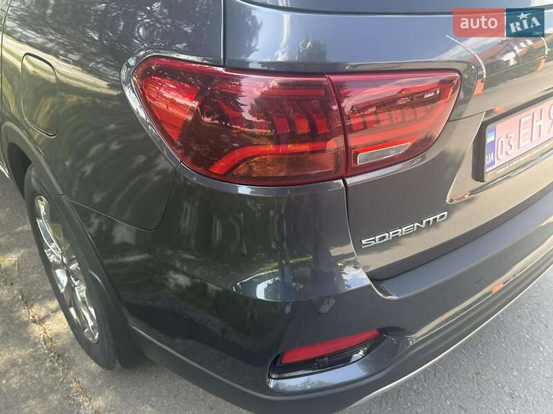 Внедорожник / Кроссовер Kia Sorento 2019 в Ивано-Франковске