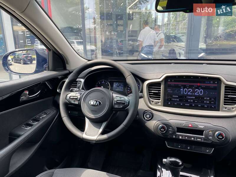 Позашляховик / Кросовер Kia Sorento 2015 в Одесі