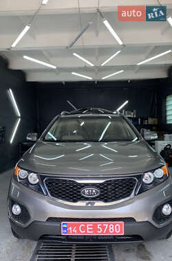 Внедорожник / Кроссовер Kia Sorento 2012 в Стрые