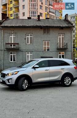 Внедорожник / Кроссовер Kia Sorento 2015 в 
