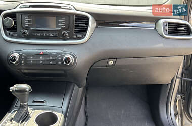Внедорожник / Кроссовер Kia Sorento 2015 в 