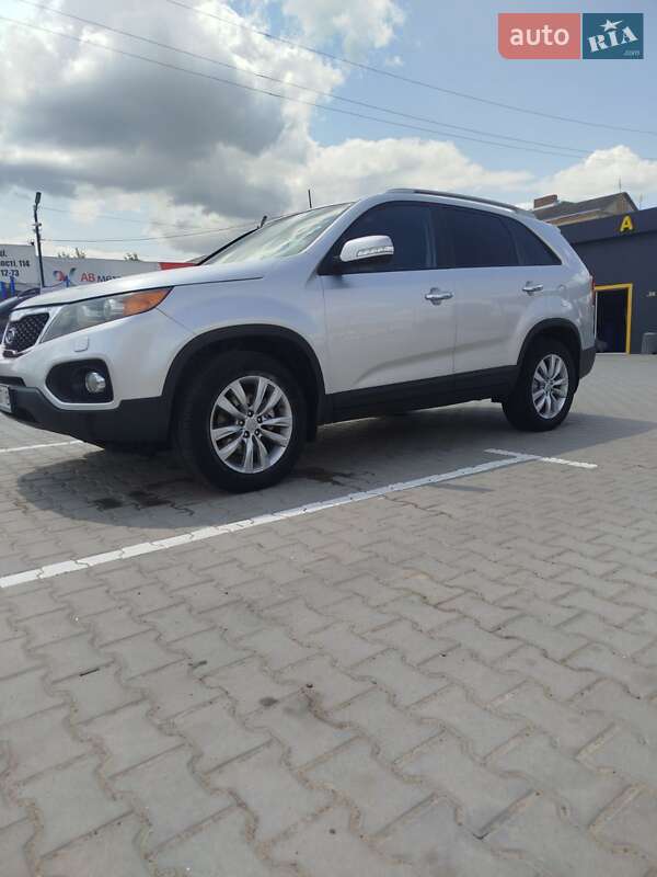 Внедорожник / Кроссовер Kia Sorento 2010 в Ильинцах