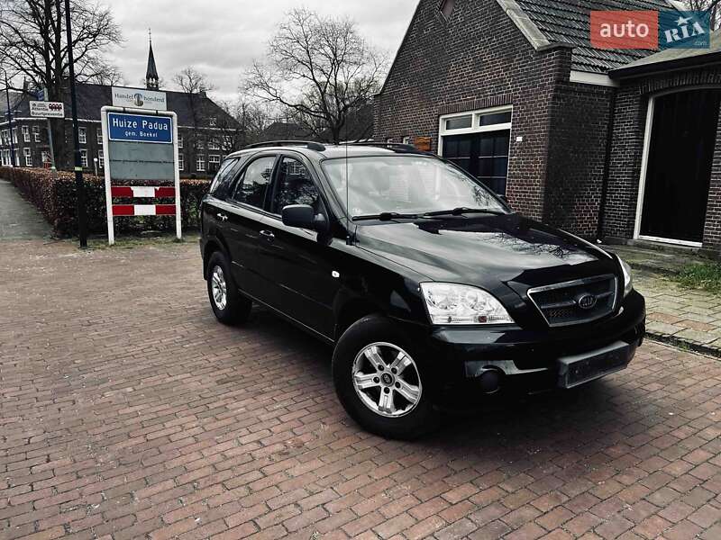 Позашляховик / Кросовер Kia Sorento 2006 в Києві