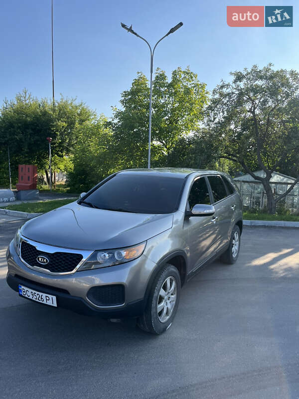 Внедорожник / Кроссовер Kia Sorento 2011 в Городке