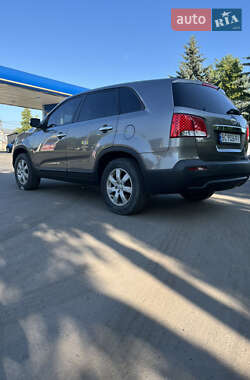 Внедорожник / Кроссовер Kia Sorento 2011 в 
