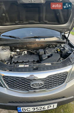 Внедорожник / Кроссовер Kia Sorento 2011 в 