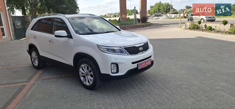 Внедорожник / Кроссовер Kia Sorento 2014 в 