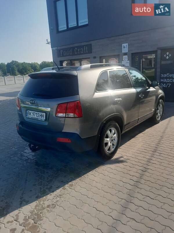 Позашляховик / Кросовер Kia Sorento 2010 в Демидівці фото 5 Позашляховик / Кросовер Kia Sorento 2010 в Демидівці