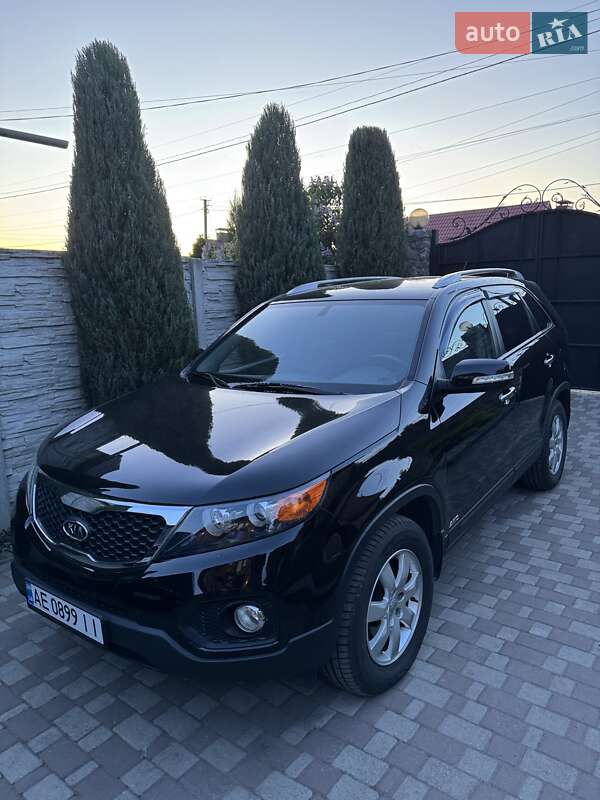 Внедорожник / Кроссовер Kia Sorento 2012 в 