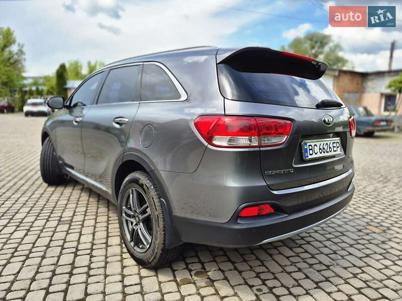 Позашляховик / Кросовер Kia Sorento 2015 в Шептицькому