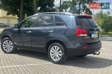 Позашляховик / Кросовер Kia Sorento 2012 в 