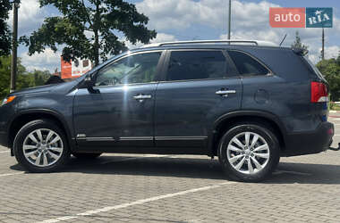 Позашляховик / Кросовер Kia Sorento 2012 в 