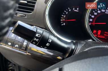 Внедорожник / Кроссовер Kia Sorento 2011 в 