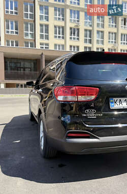 Внедорожник / Кроссовер Kia Sorento 2017 в 