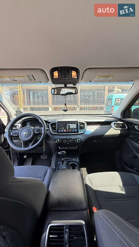 Внедорожник / Кроссовер Kia Sorento 2017 в Киеве