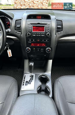 Внедорожник / Кроссовер Kia Sorento 2011 в 