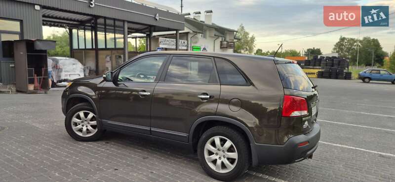 Внедорожник / Кроссовер Kia Sorento 2010 в Трускавце