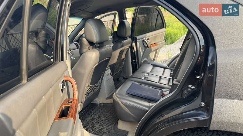 Позашляховик / Кросовер Kia Sorento 2006 в Десні
