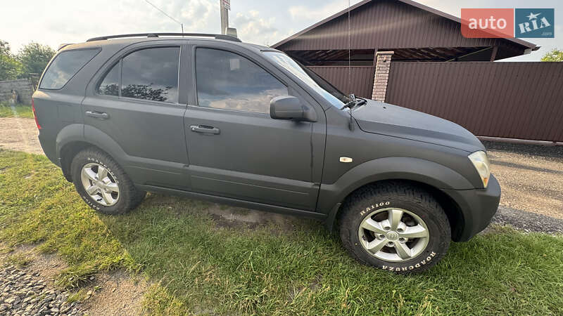Позашляховик / Кросовер Kia Sorento 2006 в Десні