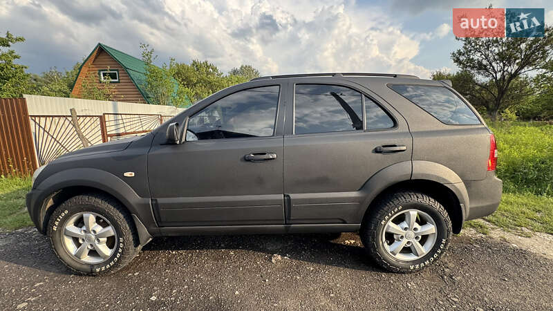 Позашляховик / Кросовер Kia Sorento 2006 в Десні
