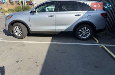 Позашляховик / Кросовер Kia Sorento 2016 в Києві