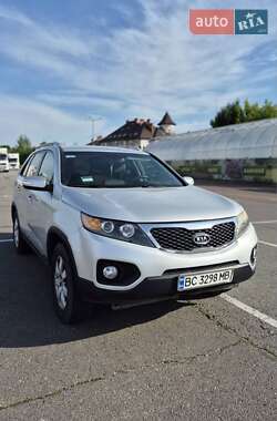 Позашляховик / Кросовер Kia Sorento 2012 в Первомайську
