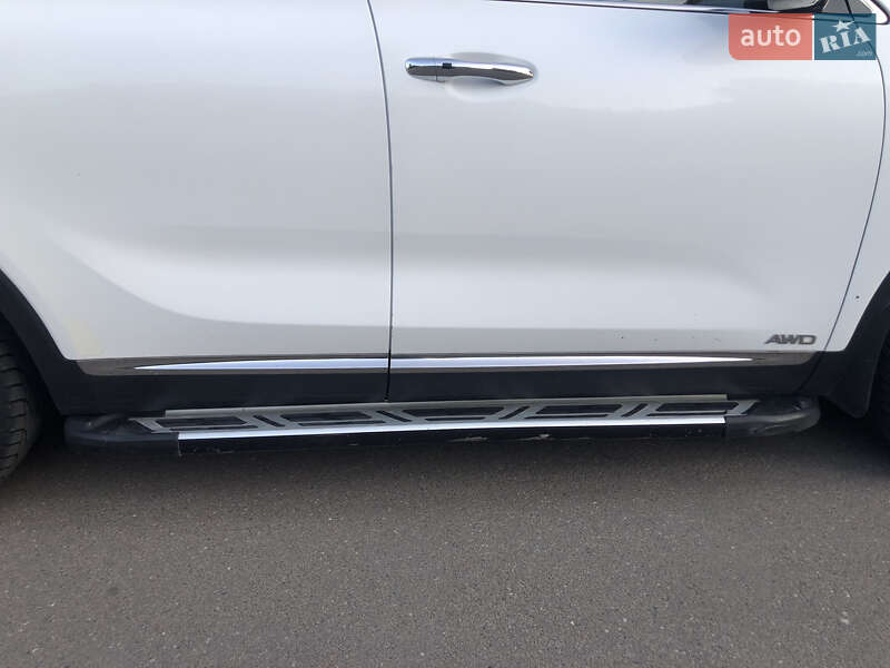 Позашляховик / Кросовер Kia Sorento 2015 в Києві