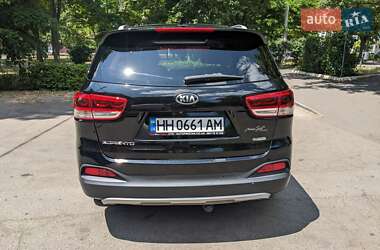 Позашляховик / Кросовер Kia Sorento 2016 в 