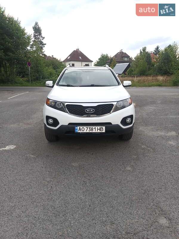 Позашляховик / Кросовер Kia Sorento 2011 в Іршаві