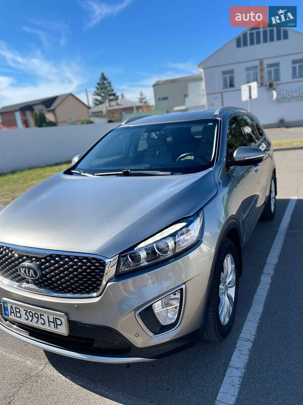 Внедорожник / Кроссовер Kia Sorento 2015 в Мироновке