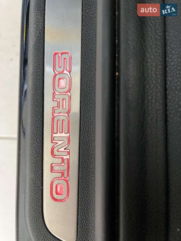 Внедорожник / Кроссовер Kia Sorento 2016 в Луцке