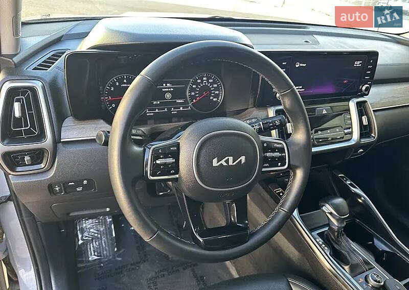 Позашляховик / Кросовер Kia Sorento 2022 в Букачiвцi