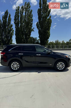 Внедорожник / Кроссовер Kia Sorento 2016 в 