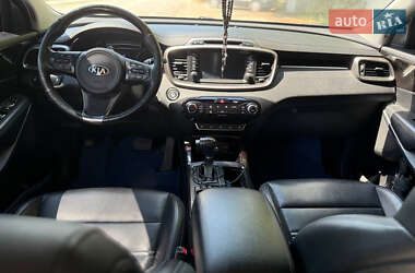 Внедорожник / Кроссовер Kia Sorento 2017 в 