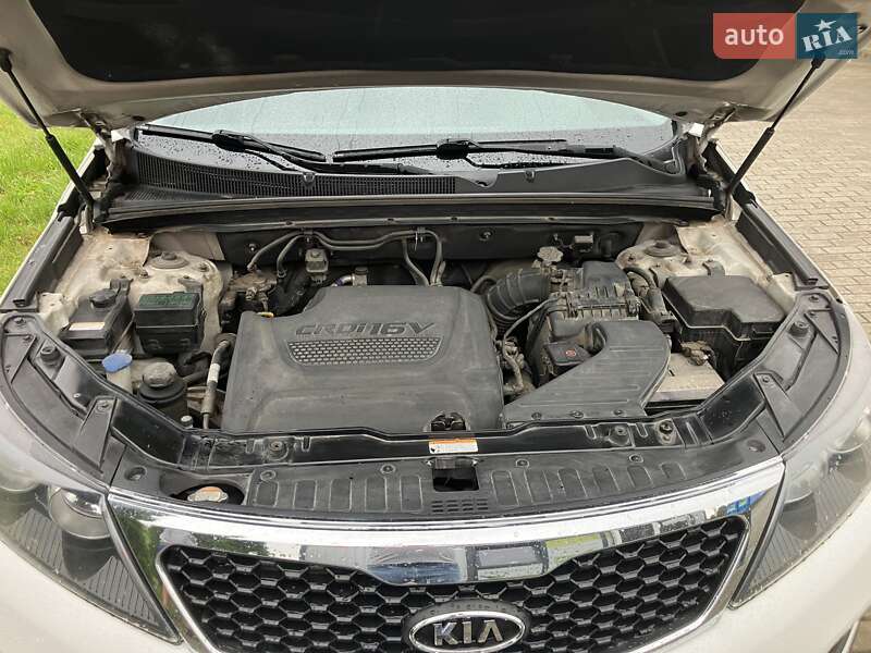 Позашляховик / Кросовер Kia Sorento 2010 в Львові