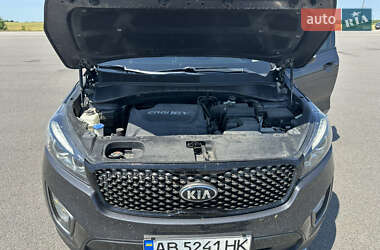 Позашляховик / Кросовер Kia Sorento 2014 в 