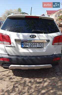 Внедорожник / Кроссовер Kia Sorento 2011 в 