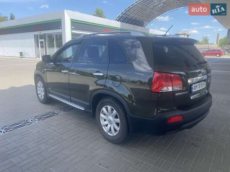 Внедорожник / Кроссовер Kia Sorento 2010 в Житомире