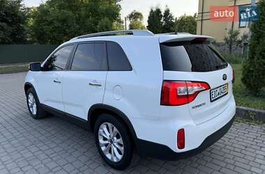 Внедорожник / Кроссовер Kia Sorento 2012 в 