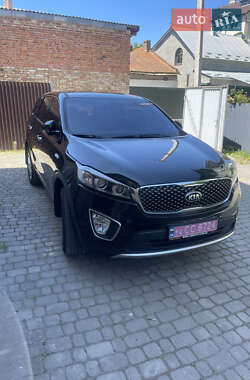 Позашляховик / Кросовер Kia Sorento 2017 в Тернополі