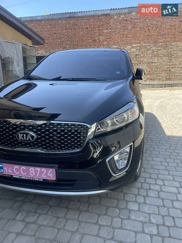 Внедорожник / Кроссовер Kia Sorento 2017 в Тернополе