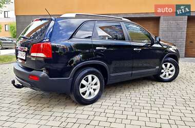 Внедорожник / Кроссовер Kia Sorento 2010 в 