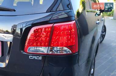 Внедорожник / Кроссовер Kia Sorento 2012 в 