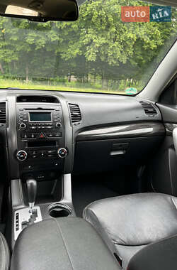 Внедорожник / Кроссовер Kia Sorento 2010 в 