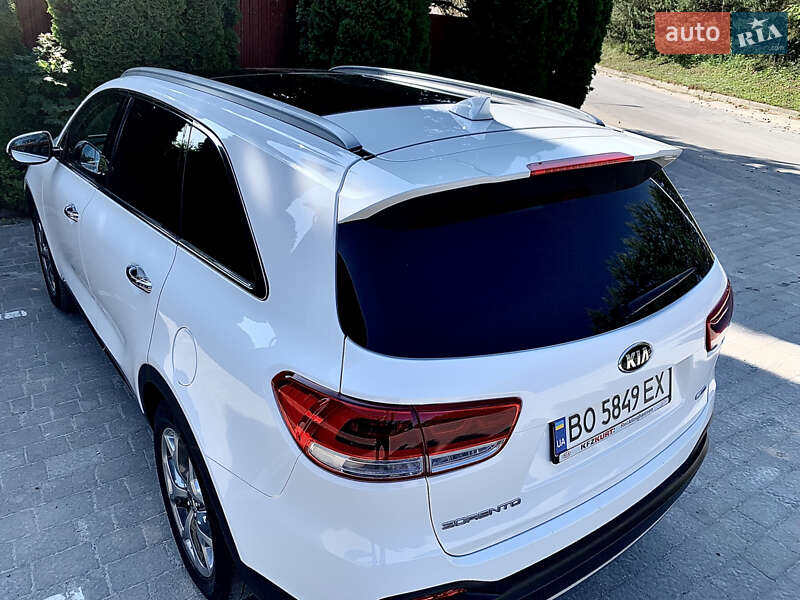 Внедорожник / Кроссовер Kia Sorento 2017 в Тернополе