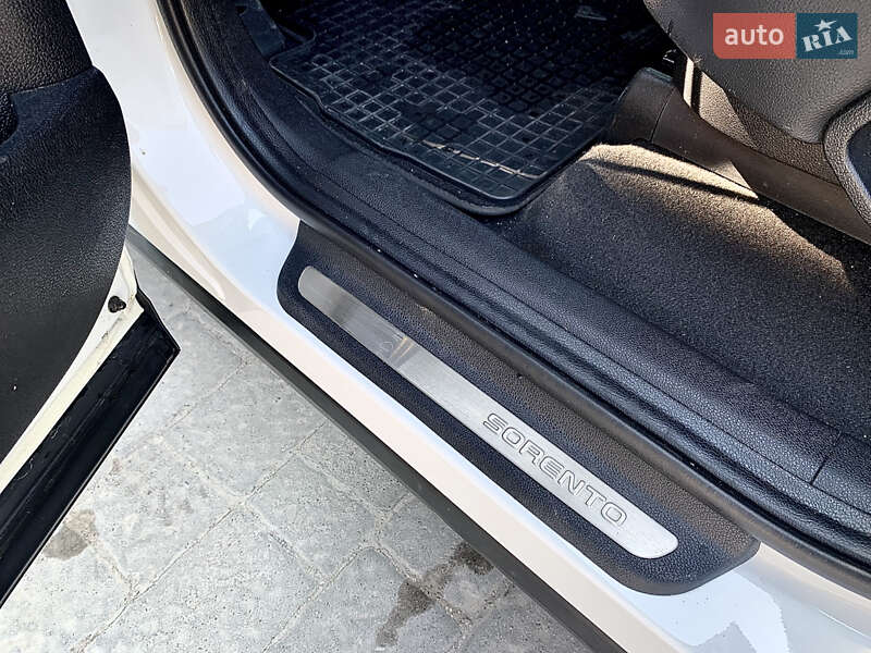 Внедорожник / Кроссовер Kia Sorento 2017 в Тернополе