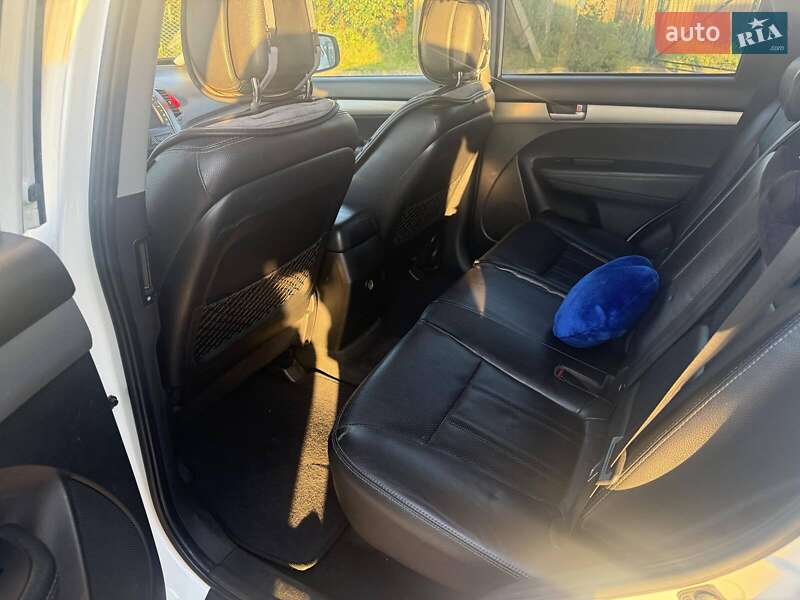 Внедорожник / Кроссовер Kia Sorento 2011 в Рокитном