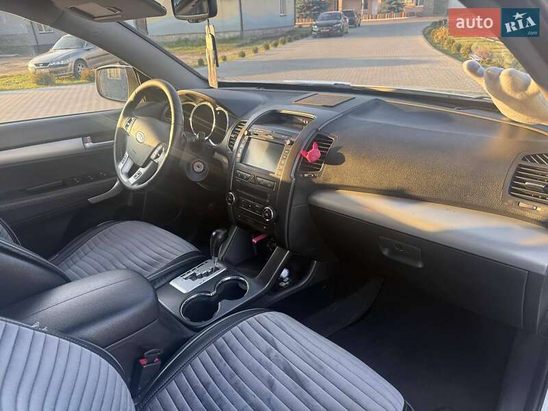 Внедорожник / Кроссовер Kia Sorento 2011 в Рокитном