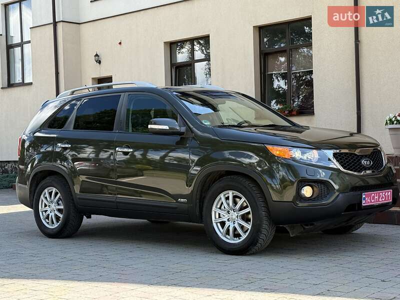 Внедорожник / Кроссовер Kia Sorento 2010 в Стрые